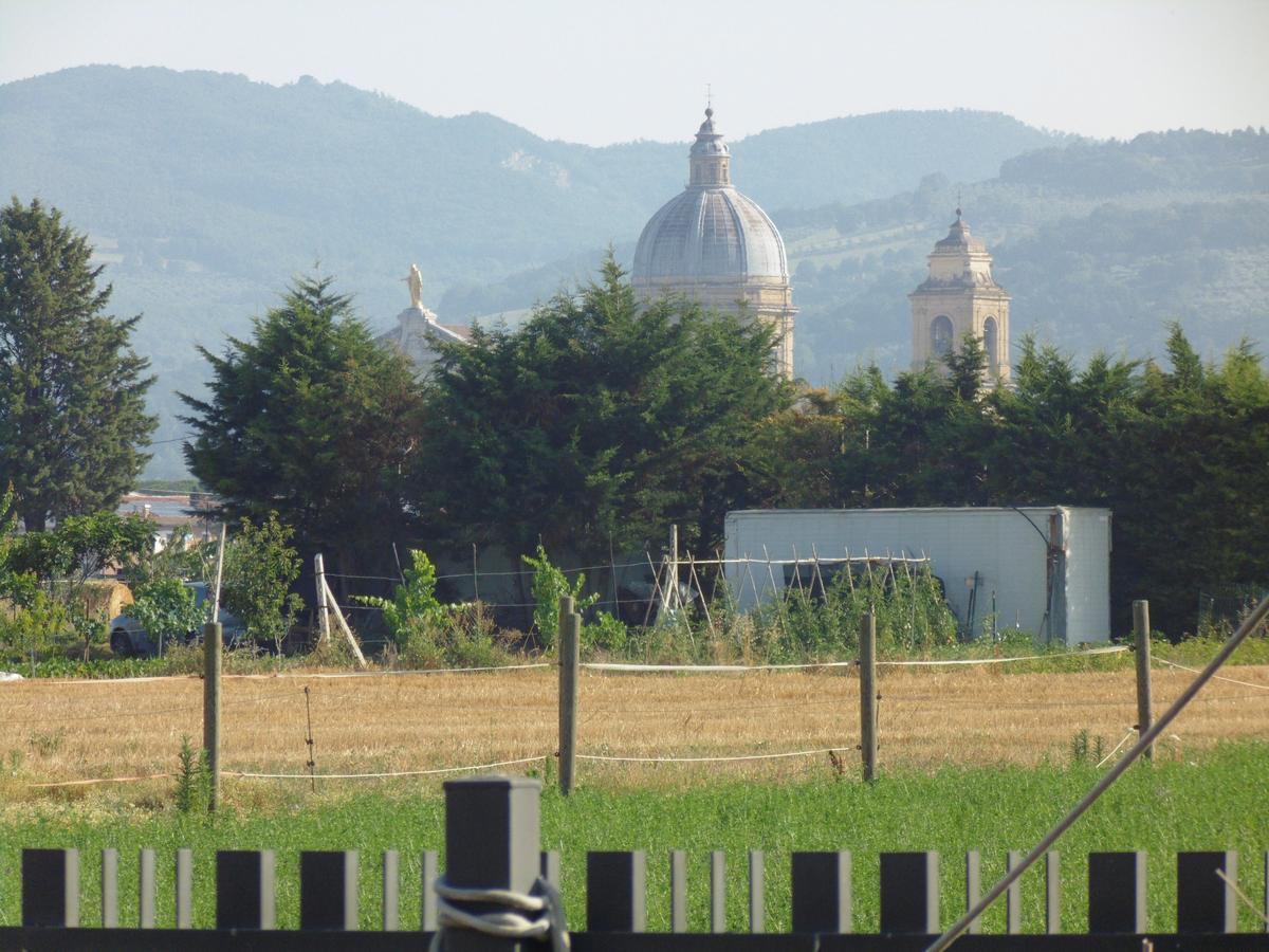 B&B La Gioiosa Assisi Exterior foto